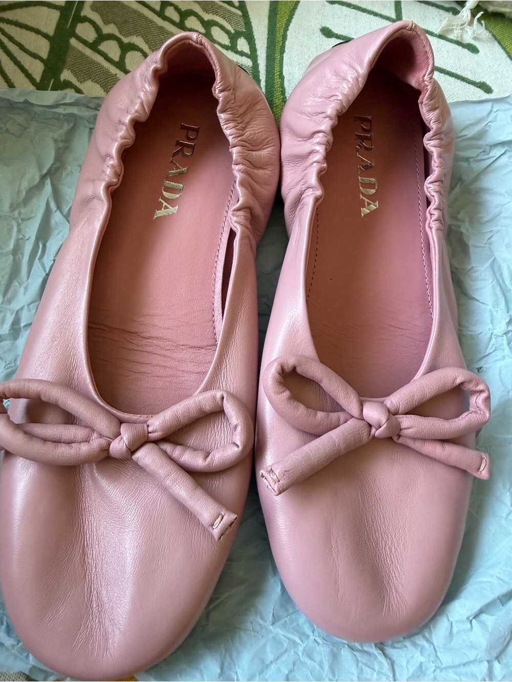 Authentic Prada shoes size 36.5 brand new